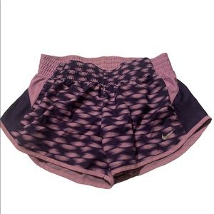 womens nike shorts